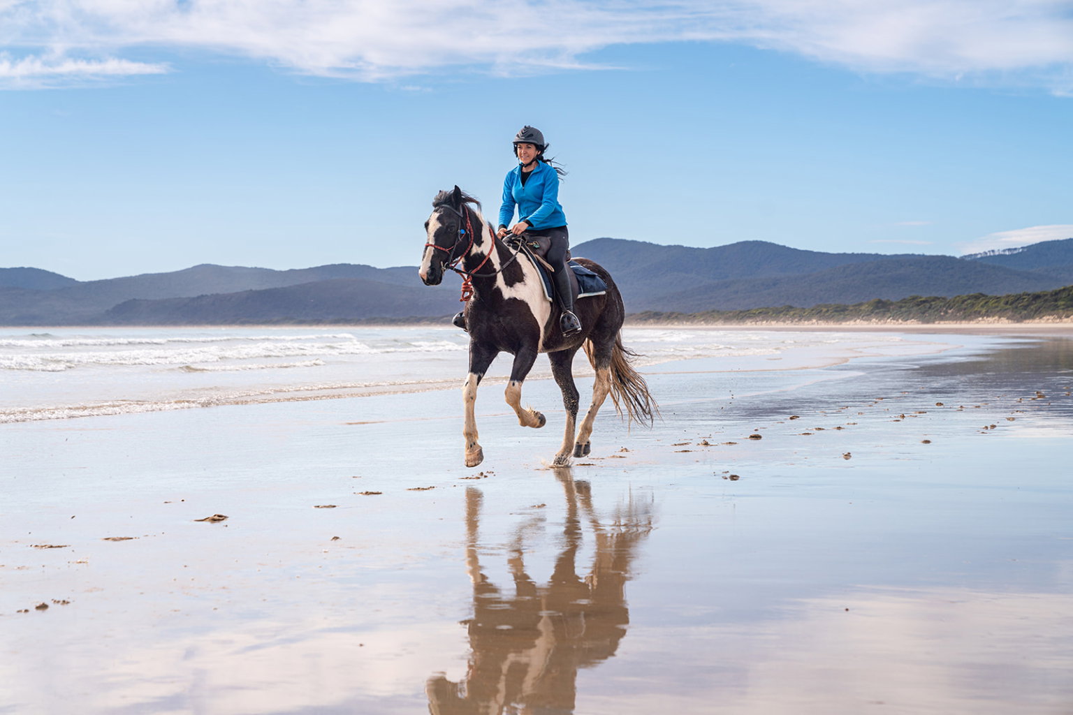 Cradle To Coast Ride, Australia Horse Riding Holidays and Safaris